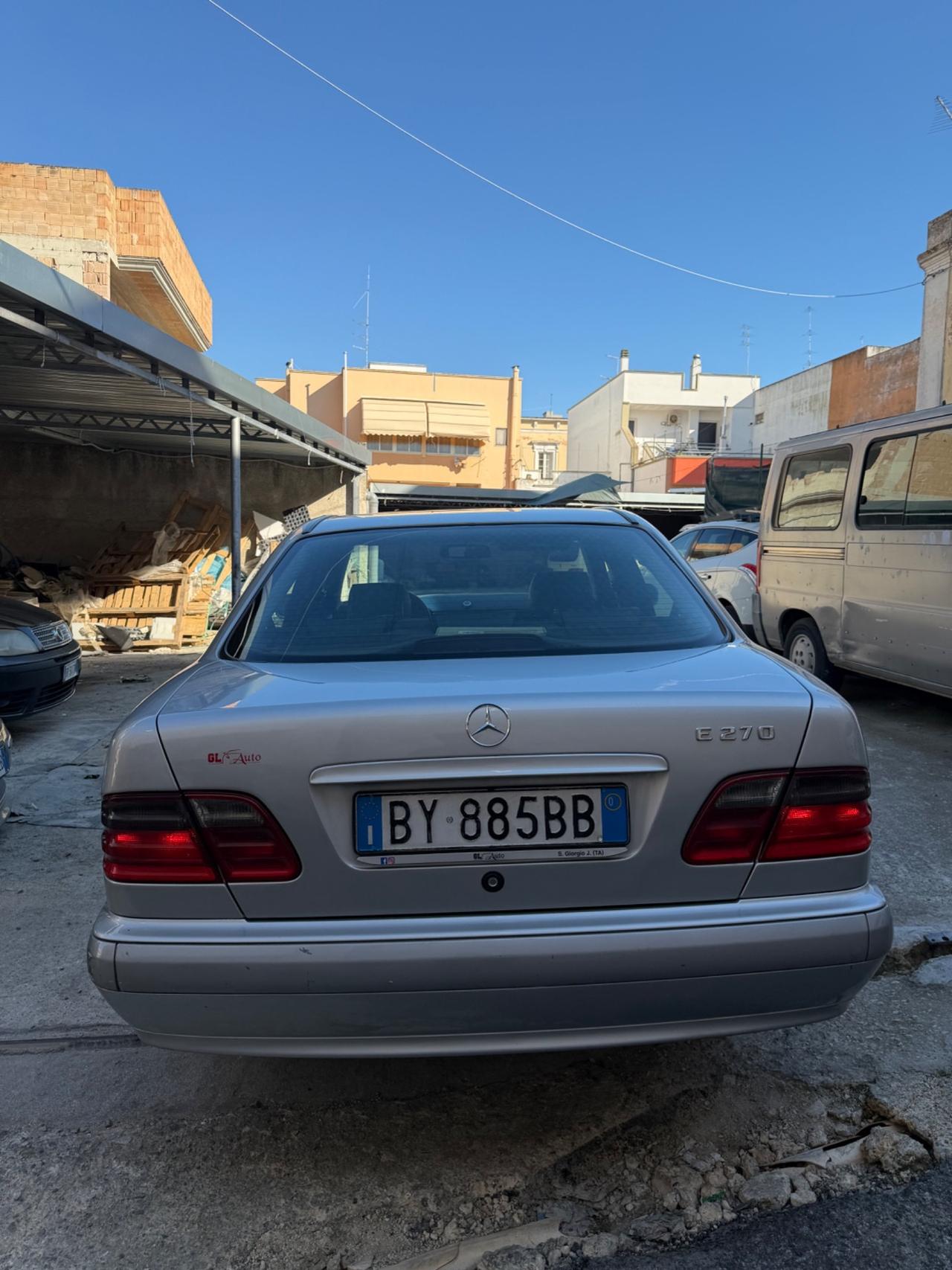 Mercedes-benz E 270 CDI cat Classic
