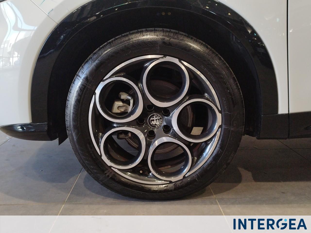 ALFA ROMEO Tonale 1.5 hybrid Sprint 130cv tct7 FT