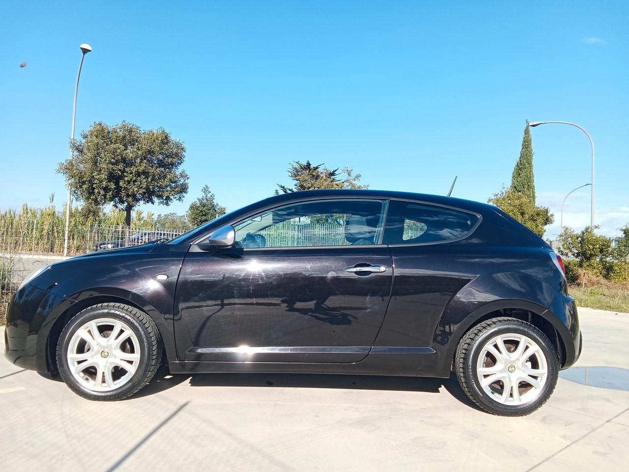 Alfa Romeo MiTo 1.4 Distinctive Sport Pack GARANZIA