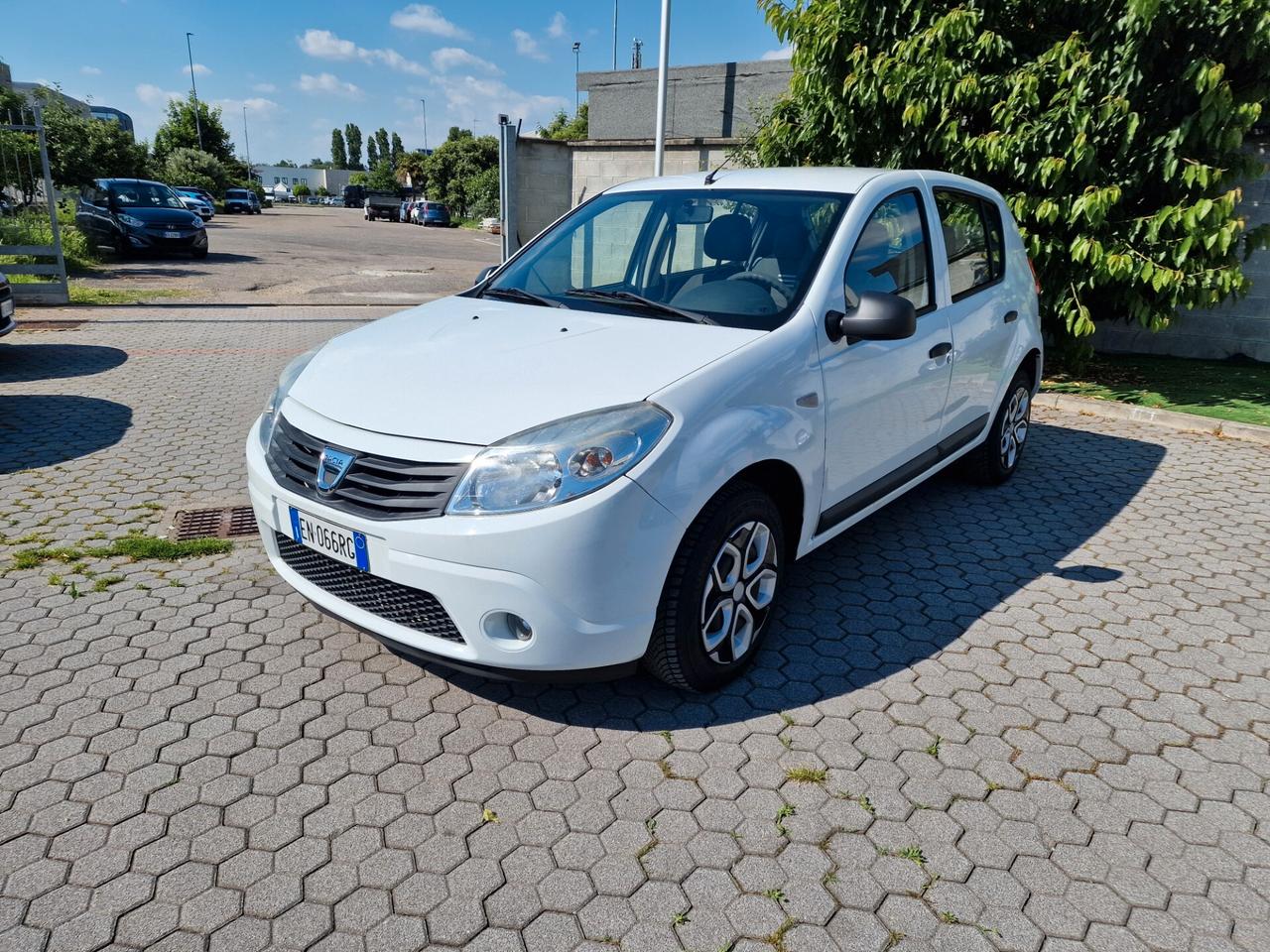 Dacia Sandero 1.2 GPL 75CV 98000 km