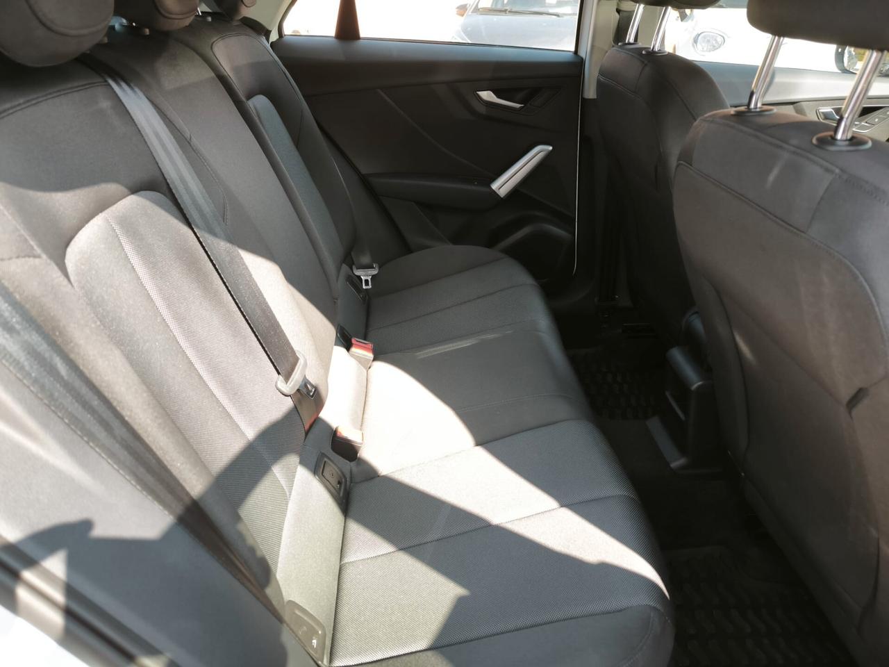 Audi Q2 30 TDI Business