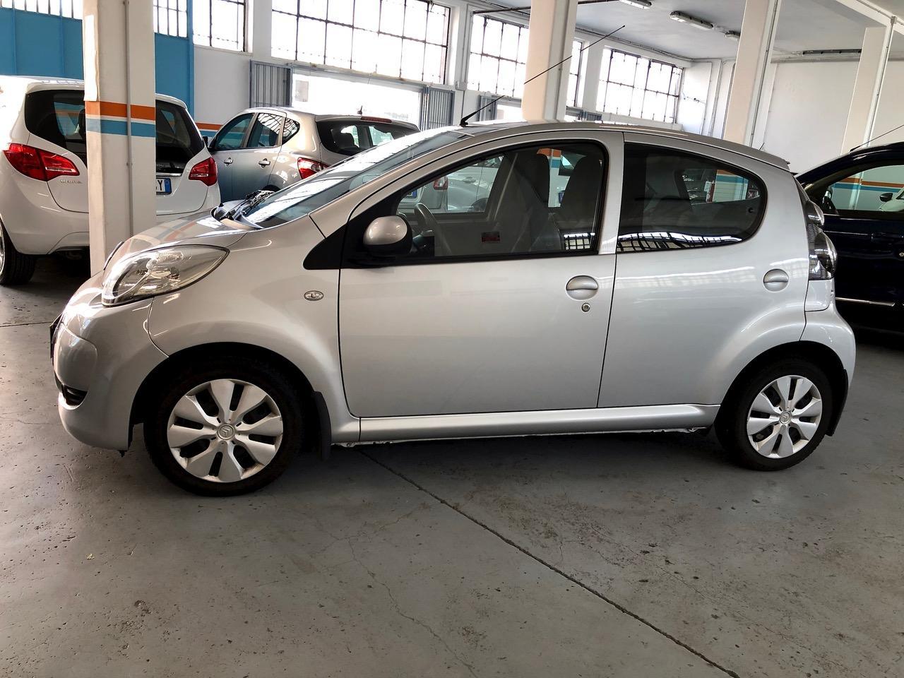 Citroen C1 1.0 5 porte airdream CMP-5 Amici - Ok NeoPatentati