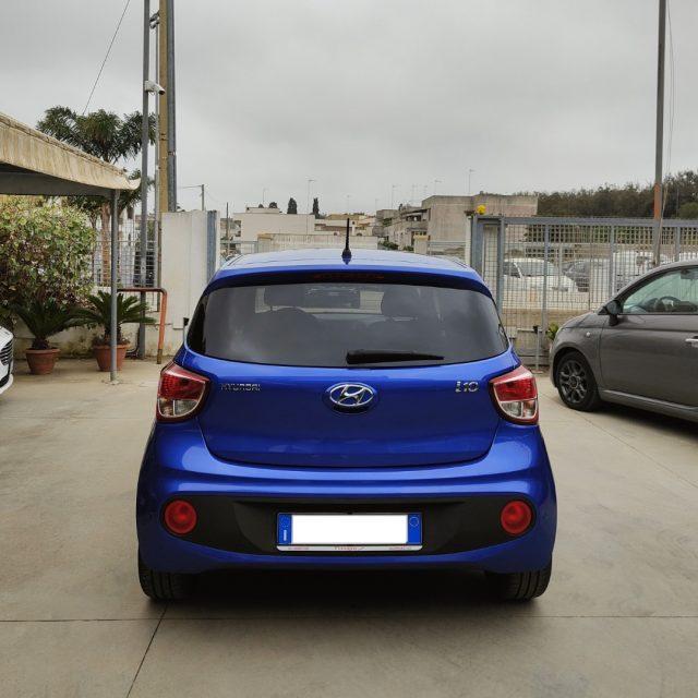 HYUNDAI i10 1.0 MPI Go!