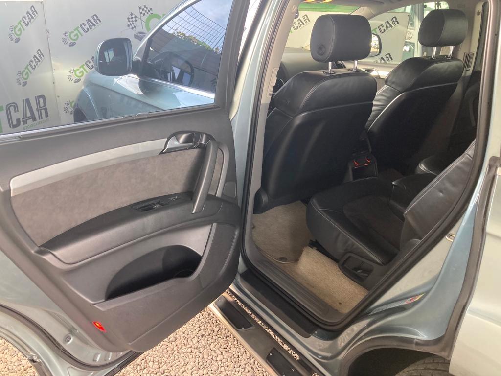 Audi Q7 3.0 V6 TDI 233CV quattro tiptronic