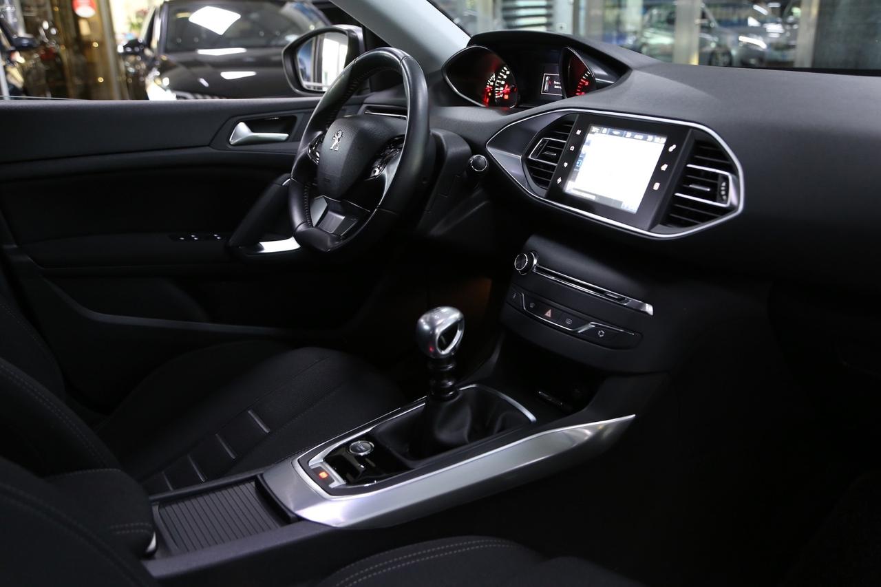 Peugeot 308 1.6 e-HDi 115cv Allure