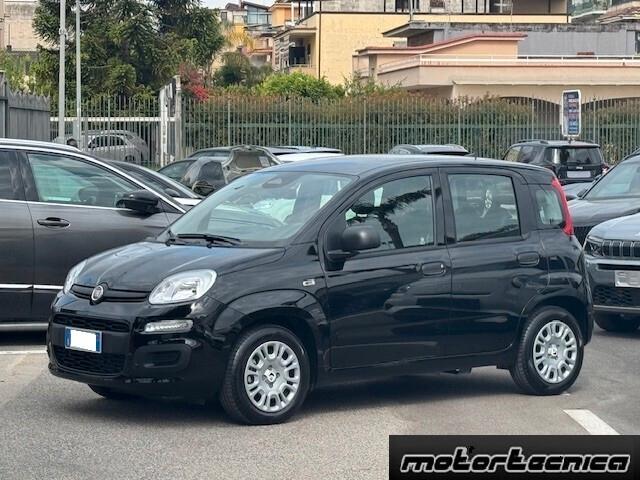Fiat Panda 1.0 FireFly S&S Hybrid Pandina ITALIANA