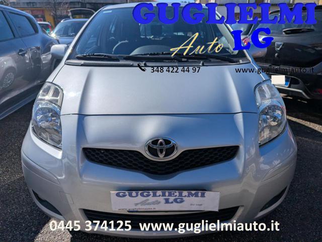 TOYOTA Yaris 1.3 5 porte Sol NEOPATENTATI