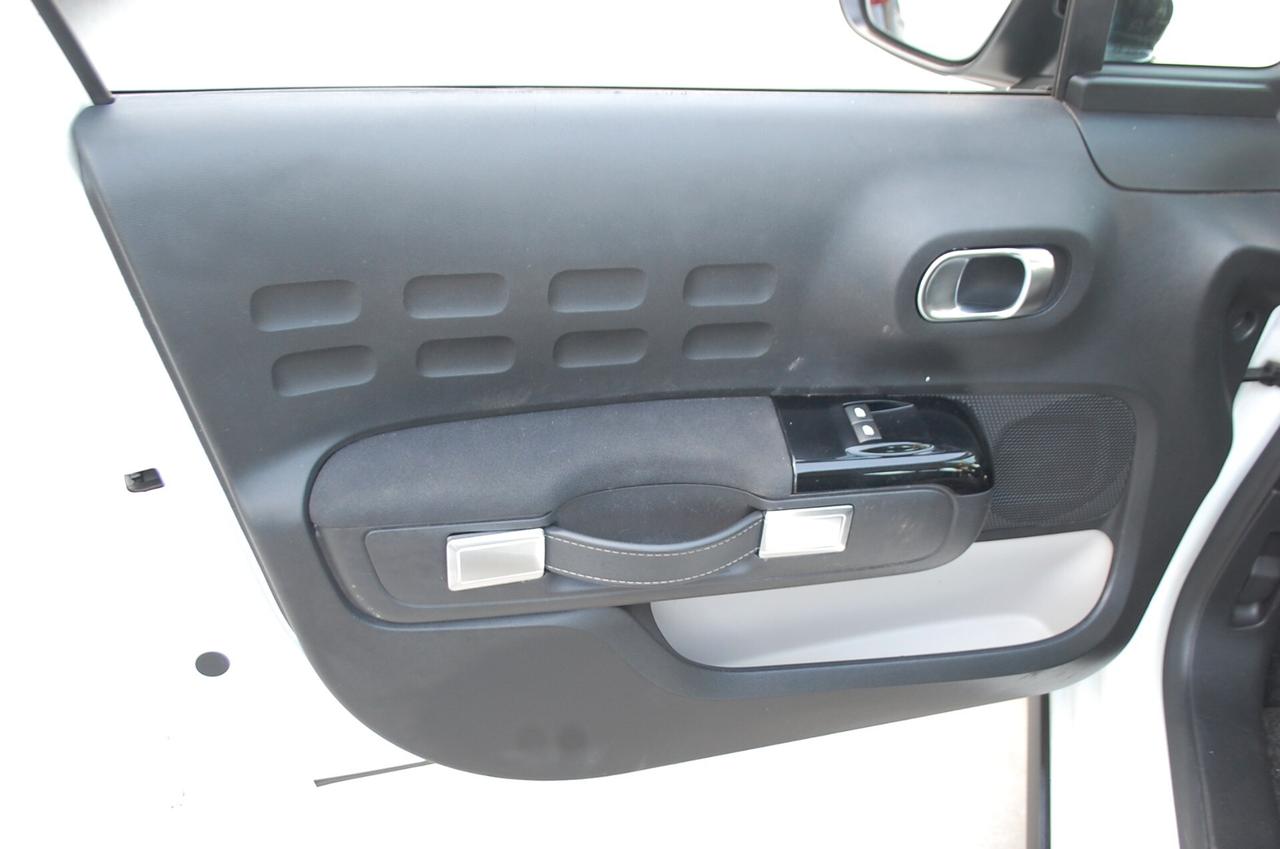 Citroen C3 BlueHDi 100 S&S Shine Uff Italy Lega USB Clima