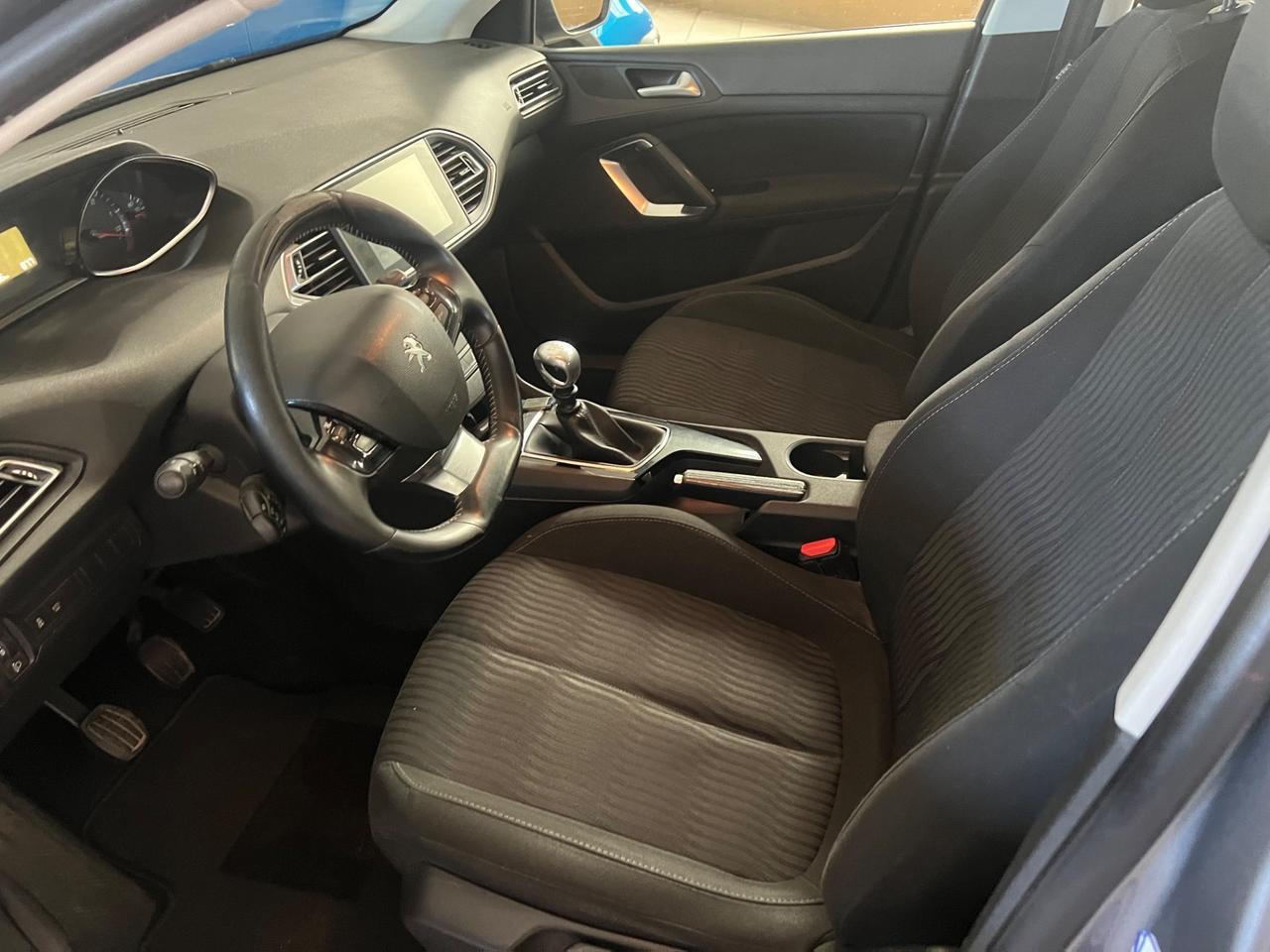 Peugeot 308 BlueHDi 120 S&S SW Business
