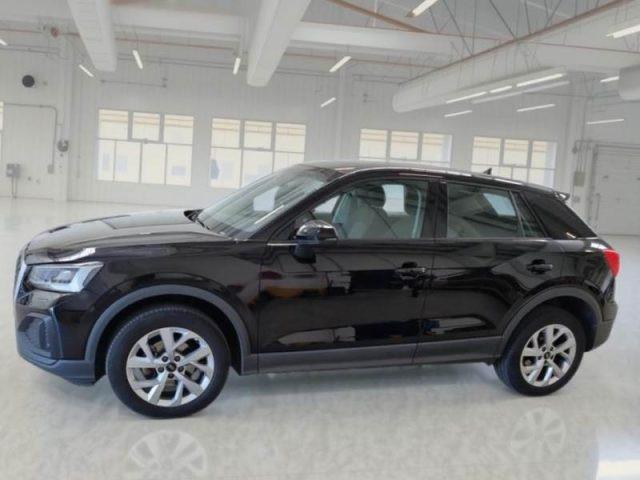 AUDI Q2 30 TDI Business