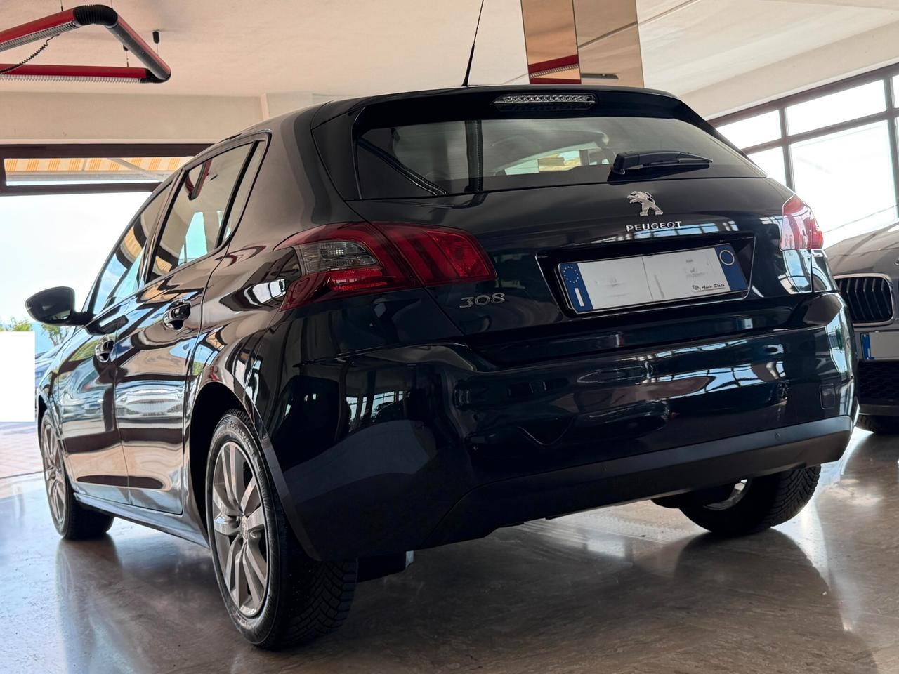 Peugeot 308 1.5 BLUEHDI 130 cv. 5 porte ACTIVE