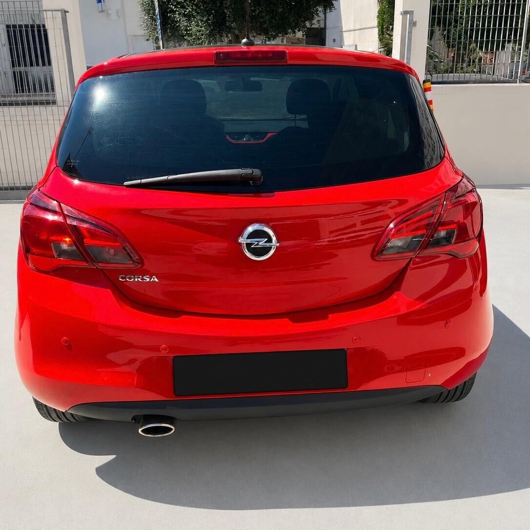Opel Corsa 1.2 5 porte