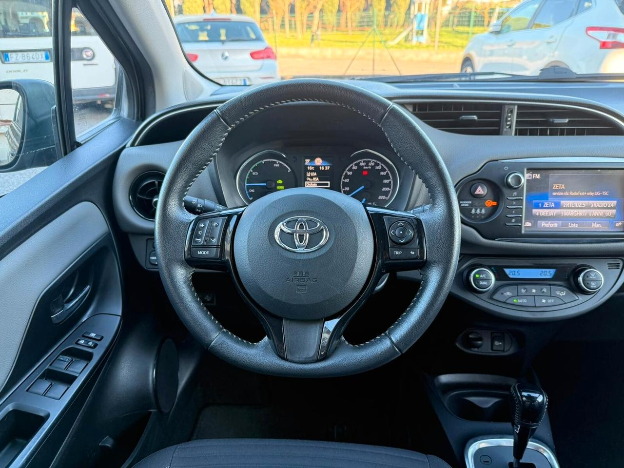Toyota Yaris 1.5 Hybrid 5 porte Active