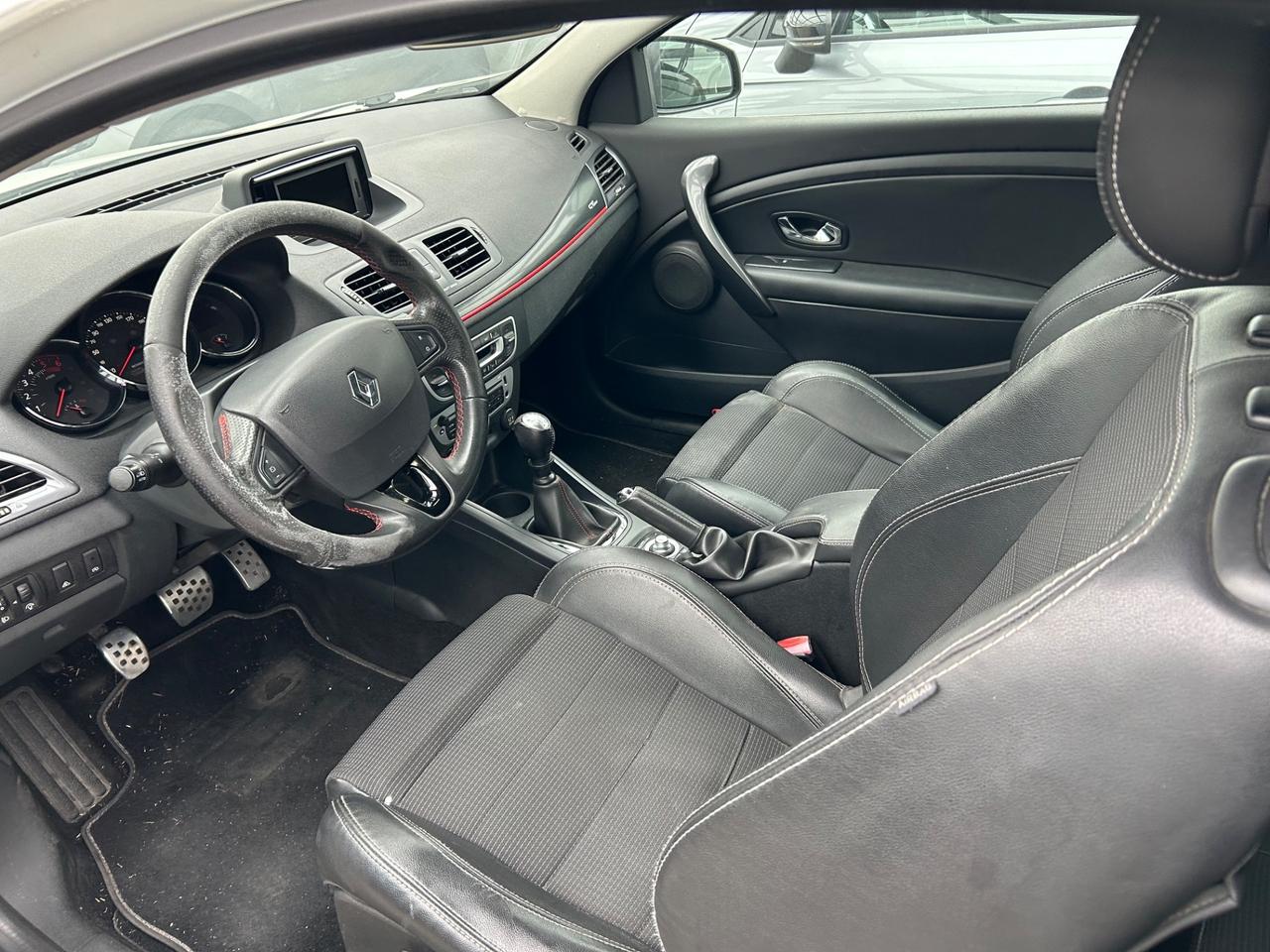 Renault Megane Mégane Coupé 1.6 dCi 130CV Start&Stop ESM Energy GT Line