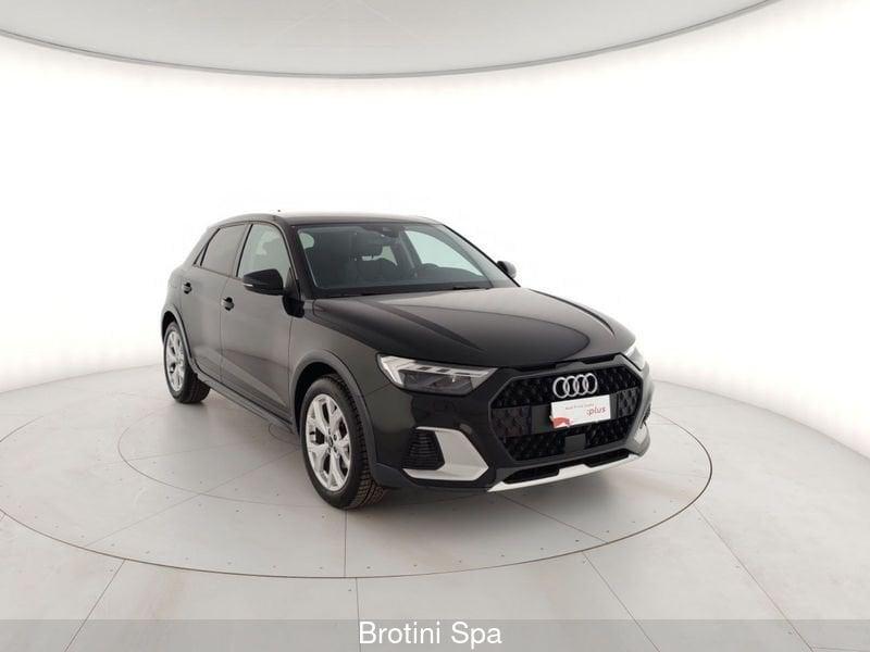 Audi A1 allstreet 30 TFSI S tronic Identity Contrast