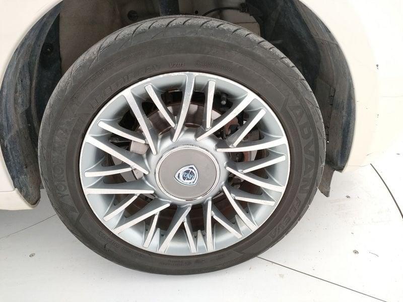 Lancia Ypsilon Ypsilon 1.2 69 CV 5 porte Gold