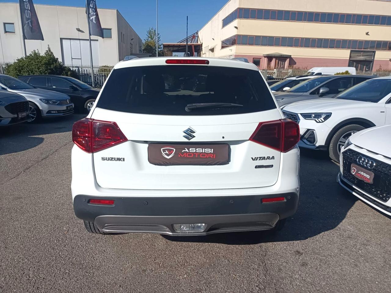 Suzuki Vitara 1.4 Hybrid Top