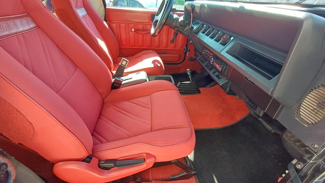 Jeep Wrangler Limited America INTROVABILE
