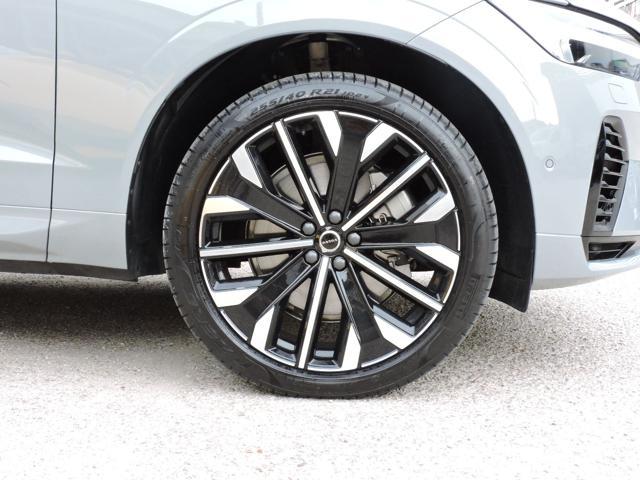 VOLVO XC60 T6 Plug-in hybrid AWD automatico Ultra Dark