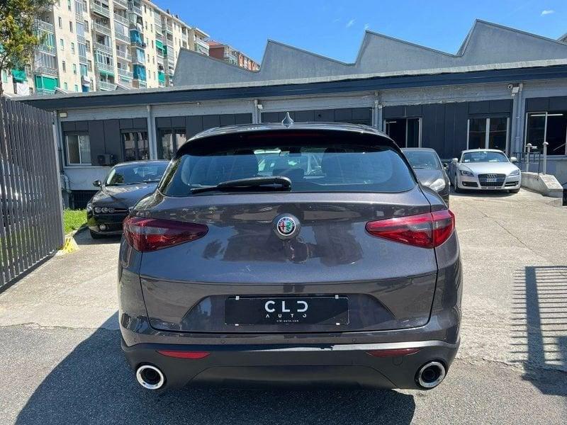 Alfa Romeo Stelvio 2.2 Turbodiesel 180 CV AT8
