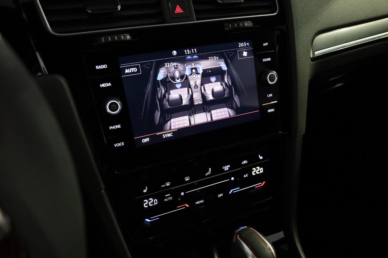 Volkswagen Golf GTI Performance 2.0 TSI DSG 5p.