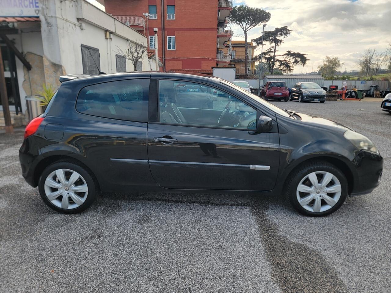 Renault Clio 1.2 16V 3 porte Dynamique