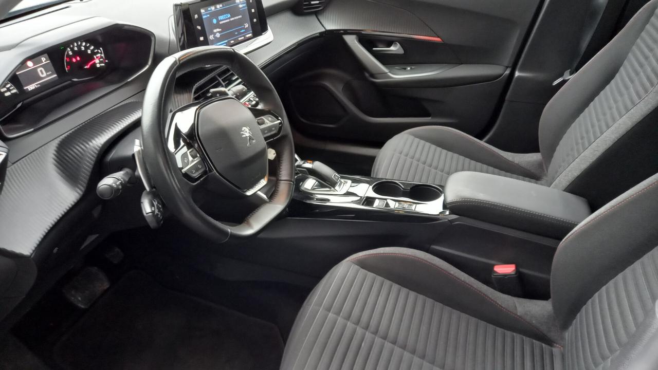 Peugeot 2008 PureTech 130 S&S EAT8 Active Pack