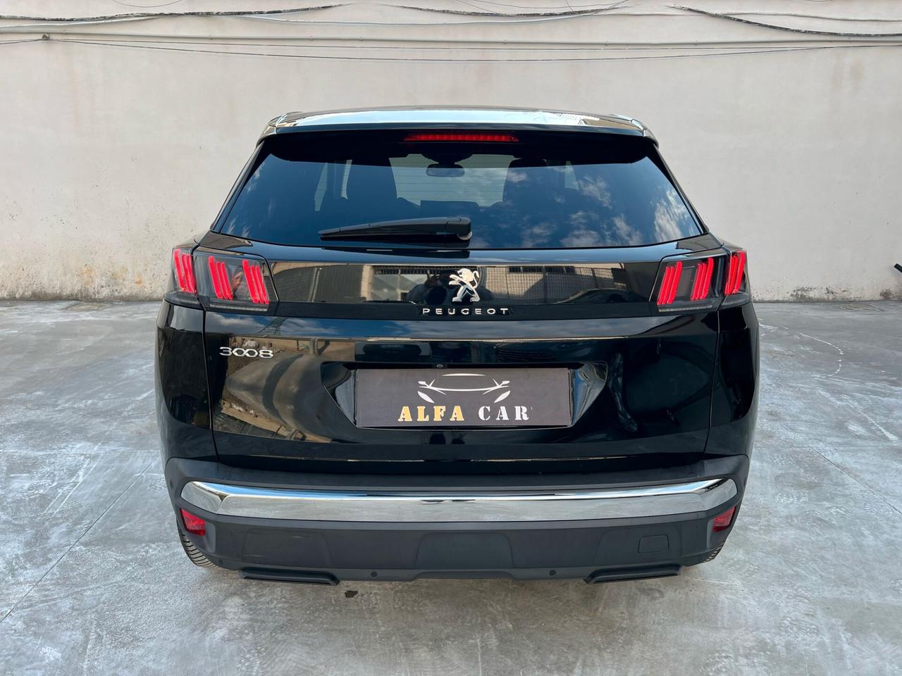 PEUGEOT 3008 1.5 BLUEHDI 130CV 2023!!! ALLURE!!!