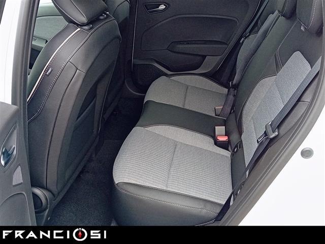 RENAULT Clio 1.6 E-Tech full hybrid Techno 145cv