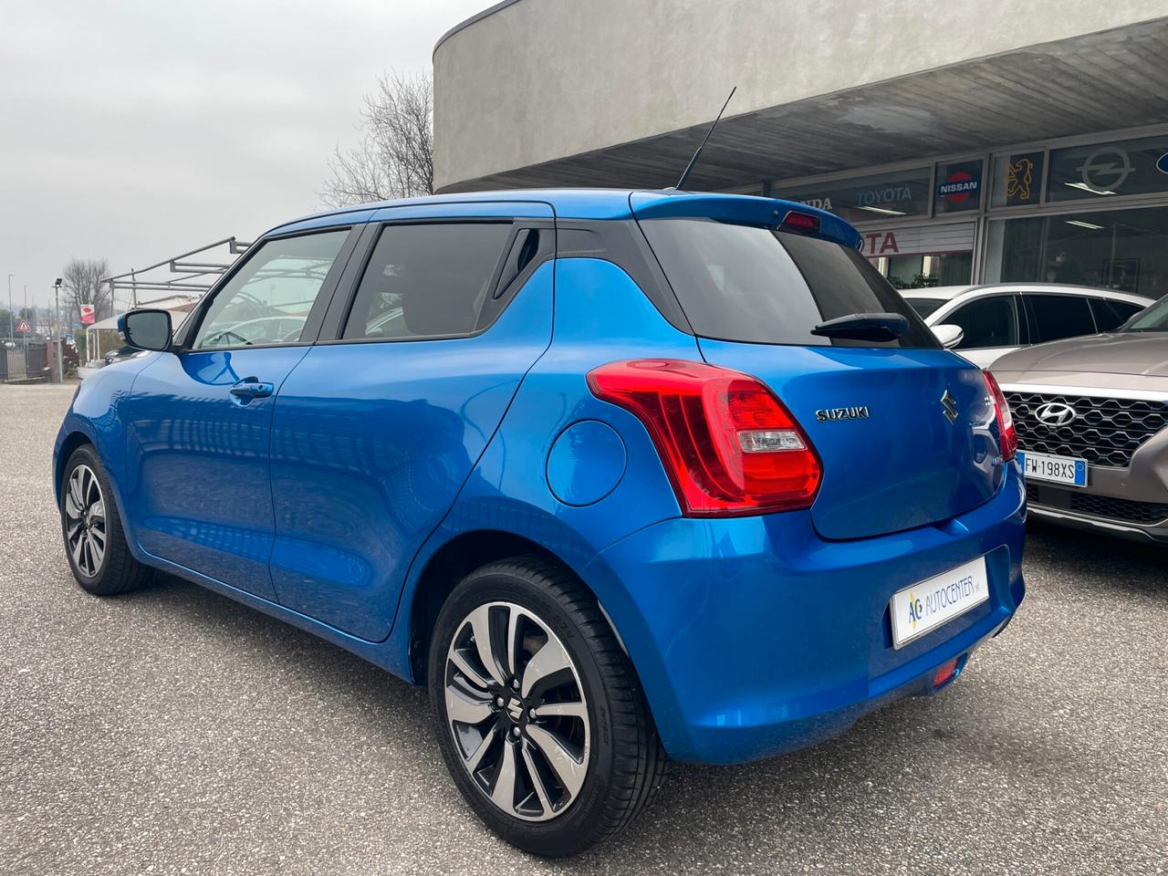 Suzuki Swift 1.2 Hybrid Top