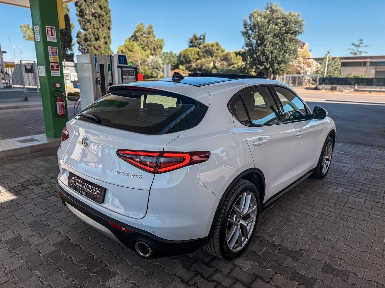 Alfa Romeo Stelvio 2.2 210 CV AT8 Q4 TETTO/PELLE/20"