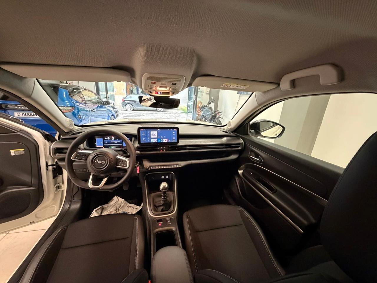 Jeep Avenger 1.2 Turbo 100 CV Altitude a 220 al mese