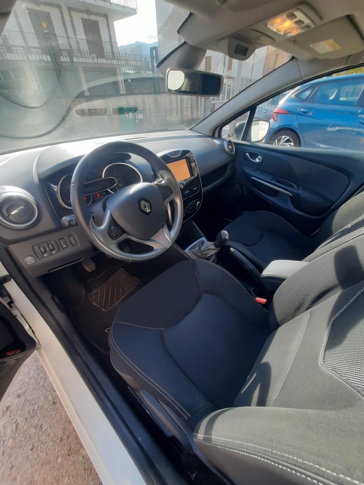 Renault Clio 1.2 75CV GPL 5 porte