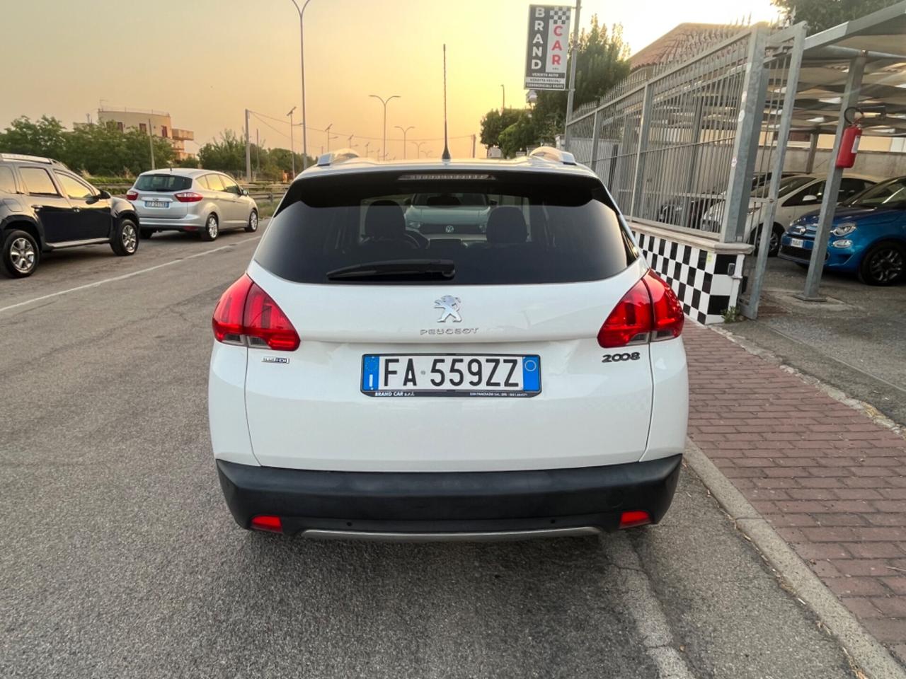 Peugeot 2008 BlueHDi Allure Unipro 2015