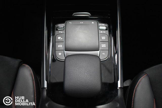 MERCEDES-BENZ GLA 180 d Automatic Premium