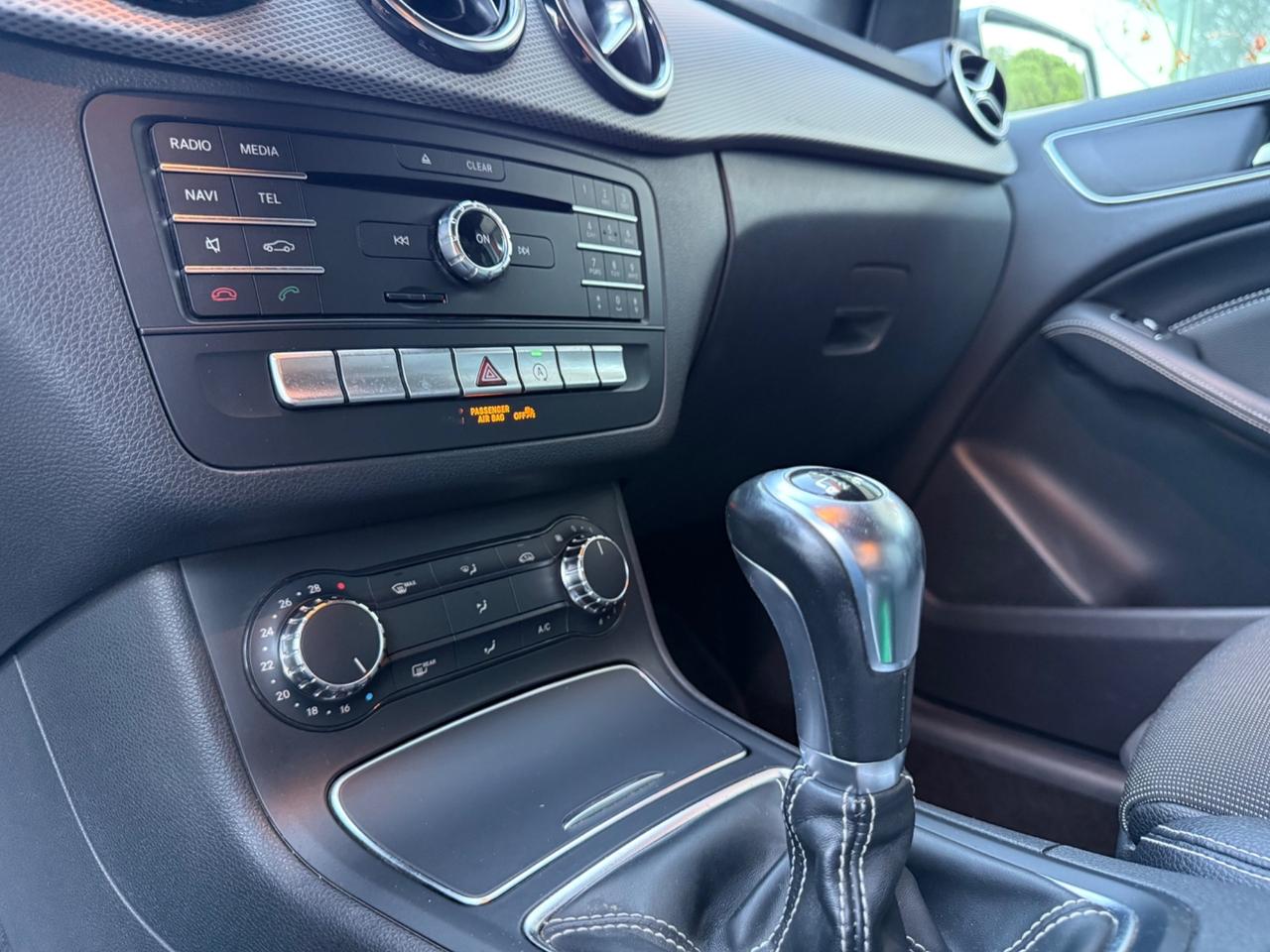 Mercedes-benz B 180 d Premium