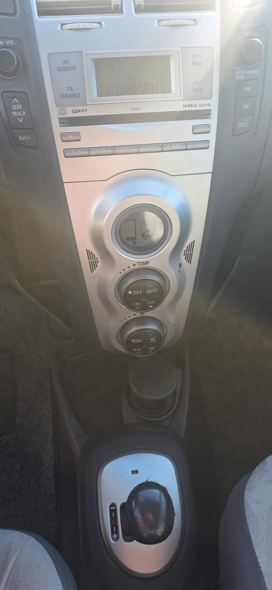 Toyota Yaris 1.3 5 porte