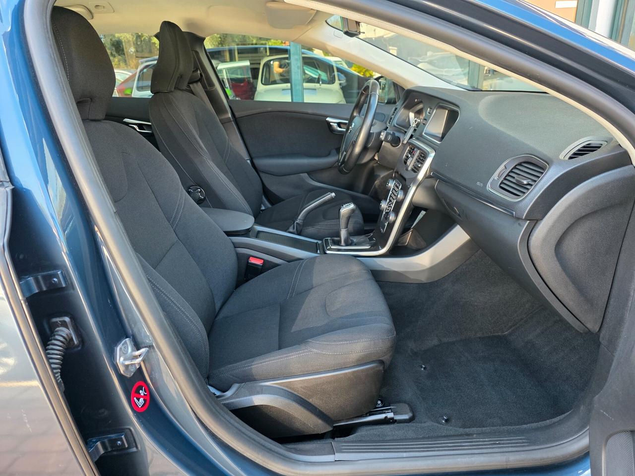 Volvo V40 D2 Momentum