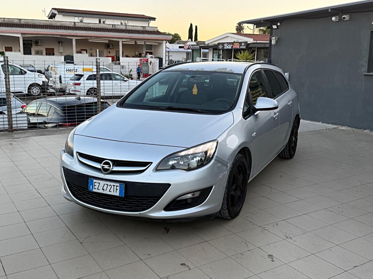 Opel Astra 1.4 Turbo 140CV Sports Tourer GPL Tech Cosmo