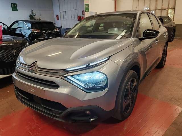 Citroen C4 1.2 130cv Feel Pack+ R18 + Navi + Head Up Display