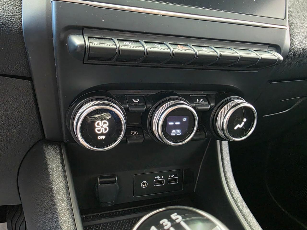 Renault Captur TCe 90CV Techno 2024 34000km