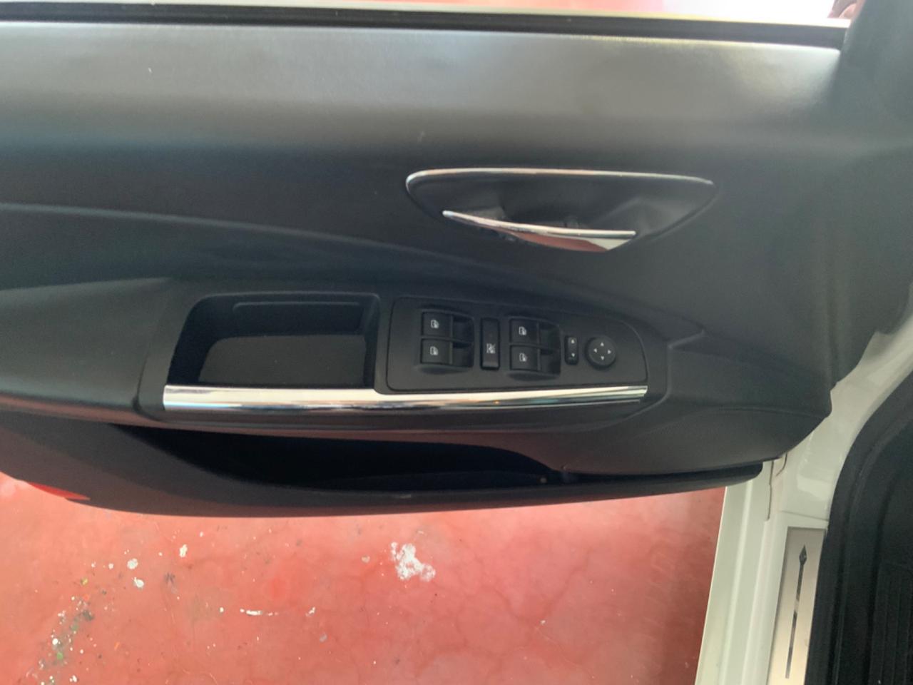 Lancia Delta 1.4 T-Jet 120 CV Iron Ecochic GPL