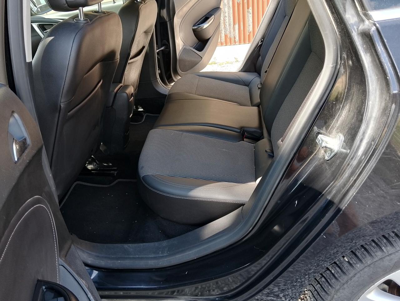 Opel Astra 1.7 CDTI tutta tagliandata Opel perfetta pari al nuovo unica proprietaria