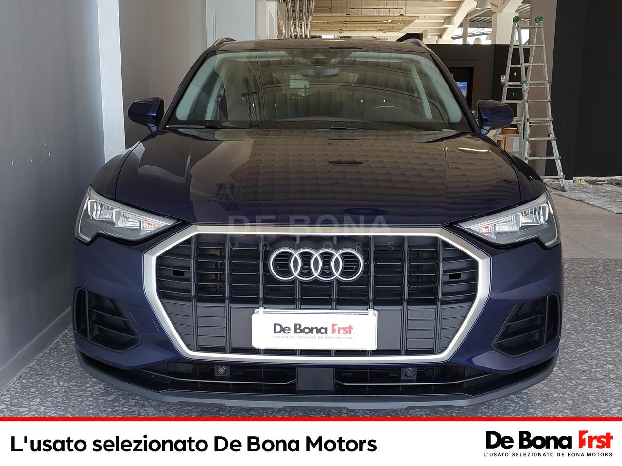 Audi Q3 35 2.0 tdi business s-tronic