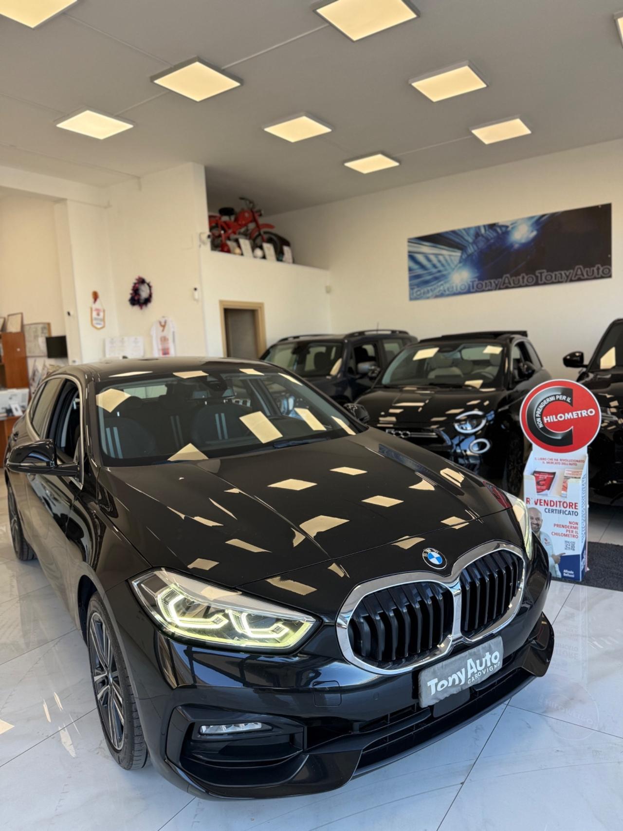 Bmw 118 d SPORT CON APPLE CARPLAY,VIRTUAL COCKPIT,NAVI,FULL LED,AZIENDALE BMW,KM CERTIFICATI