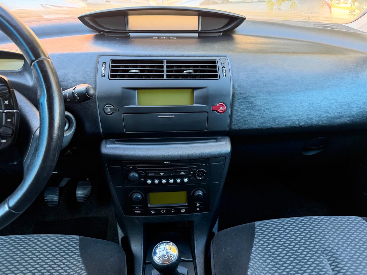 Citroen C4 1.6 HDi 110CV FAP Exclusive