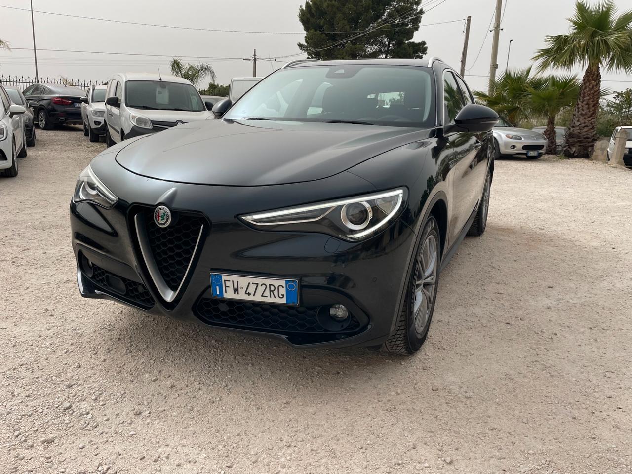 Alfa Romeo Stelvio 2.2 Turbodiesel 160 CV AT8 RWD Business