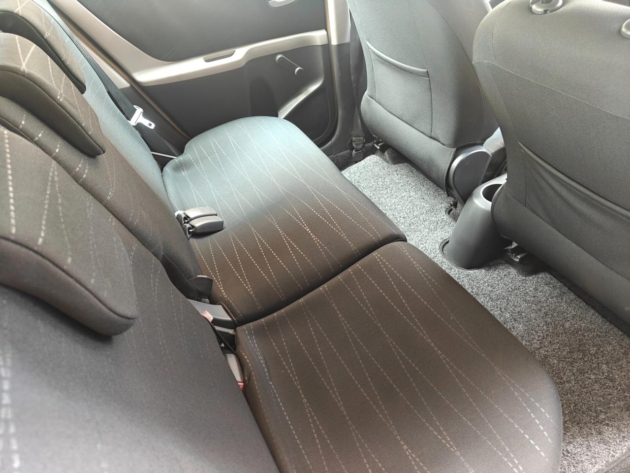 Toyota Yaris 1.3 M-MT Sol Automatica