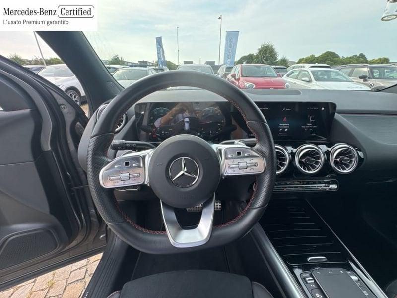 Mercedes-Benz GLA 200 D PREMIUM AUTO