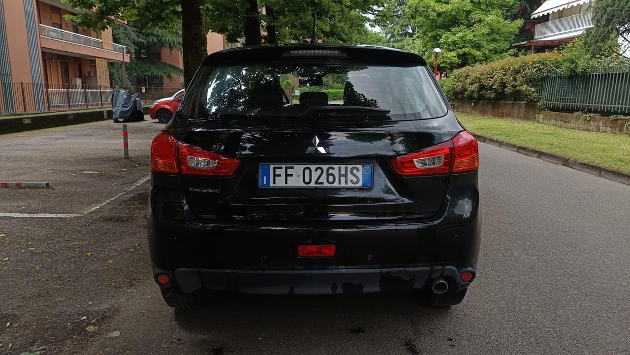 Mitsubishi ASX 1.6 DI-D 114 CV 4WD Instyle Panoramic